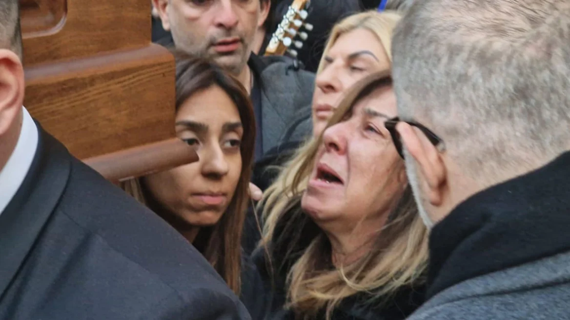 Θεσσαλονίκη: Λύγισε η σύζυγος του Βασίλη Καρρά