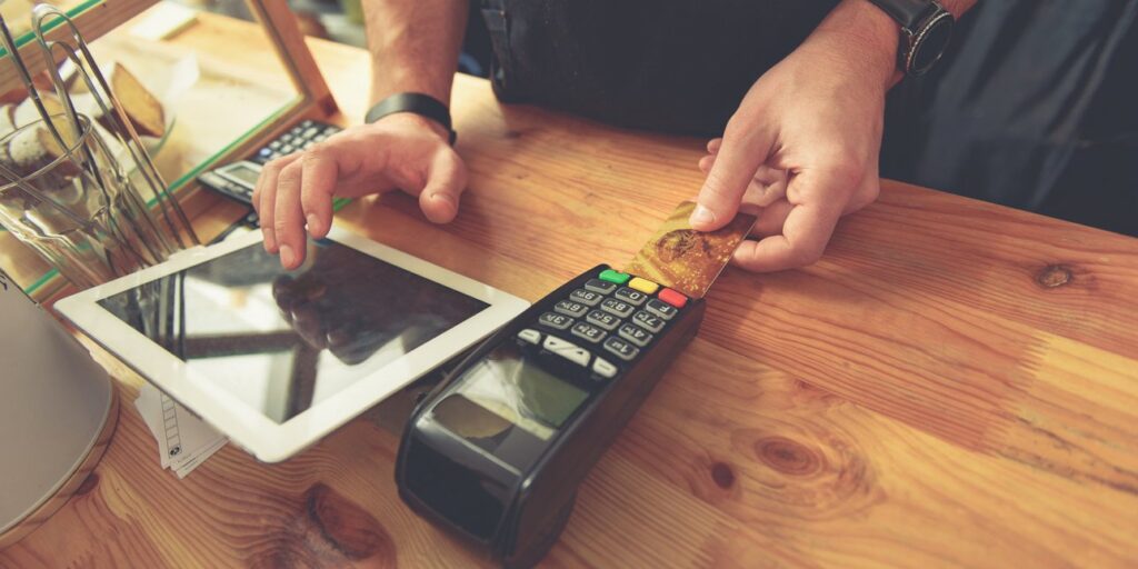 Όλα τα μέτρα για την πάταξη της φοροδιαφυγής