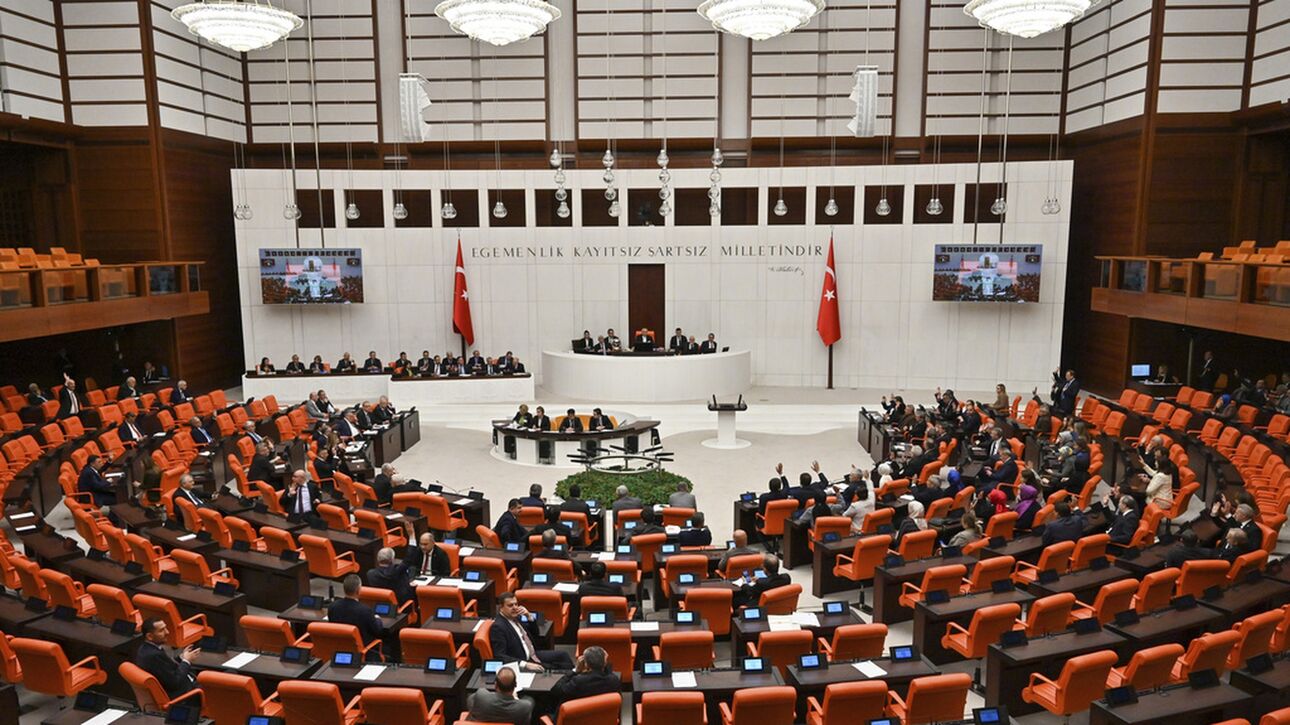 Κατ’ αρχάς “ναι” από την τούρκικη Εθνοσυνέλευση για την ένταξη Σουηδίας στο ΝΑΤΟ