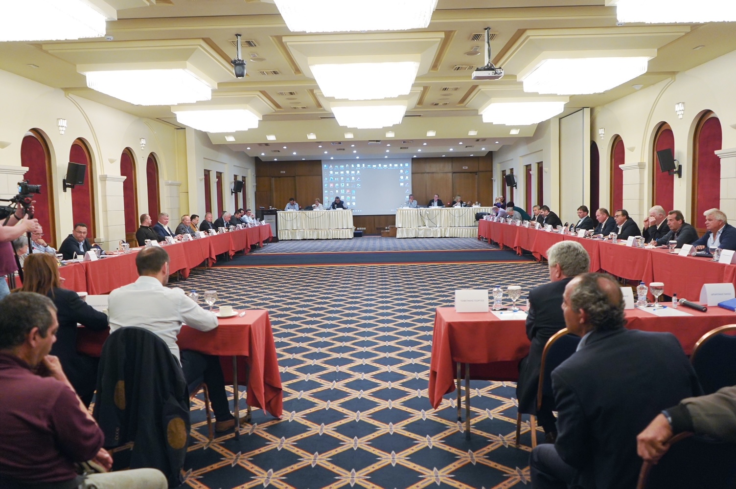 Διπλές συνεδριάσεις του Περιφερειακού Συμβουλίου