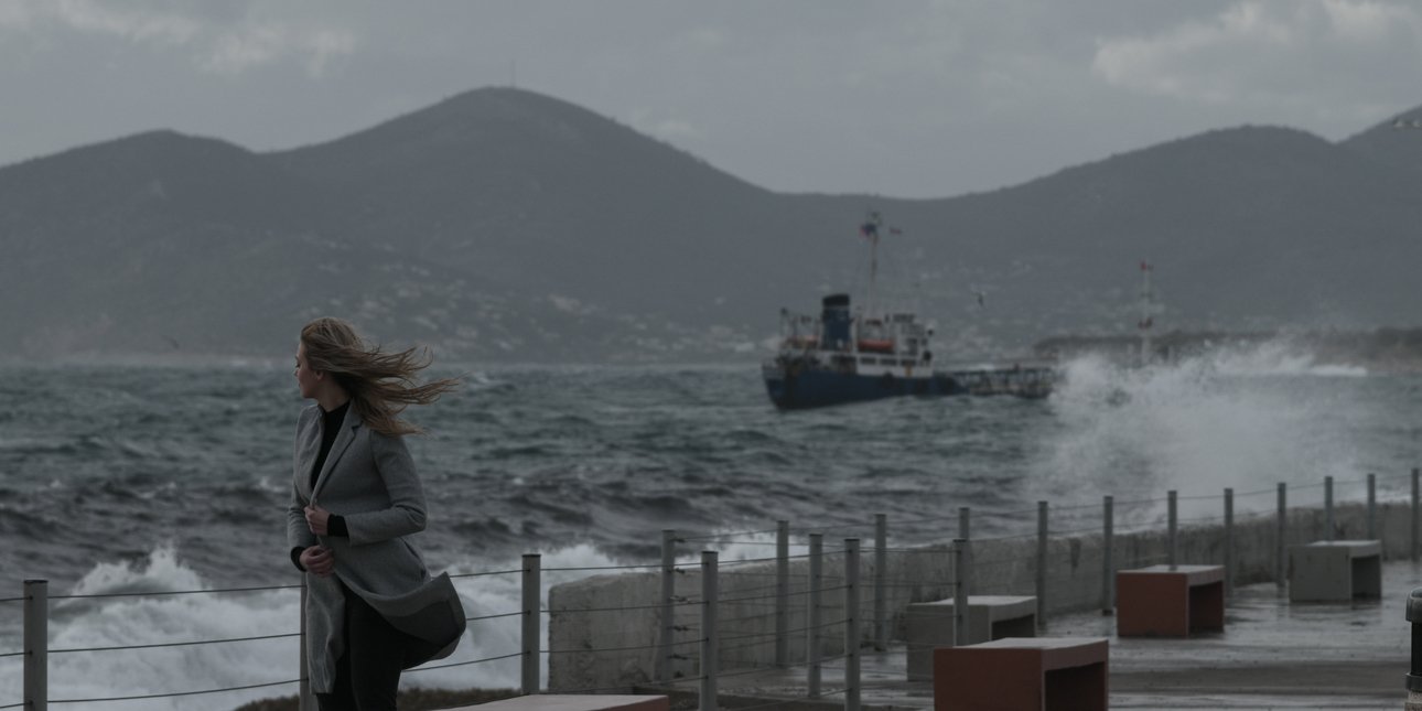 Χιόνια και τσουχτερό κρύο σε όλη τη χώρα