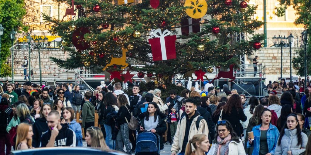 ΕΛΣΤΑΤ: Μειώθηκε κι άλλο ο πληθυσμός της χώρας το 2023