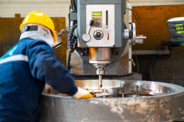 Καμπανάκι για την ανταγωνιστικότητα της βιομηχανίας – Μήνυμα του ΣΒΕ