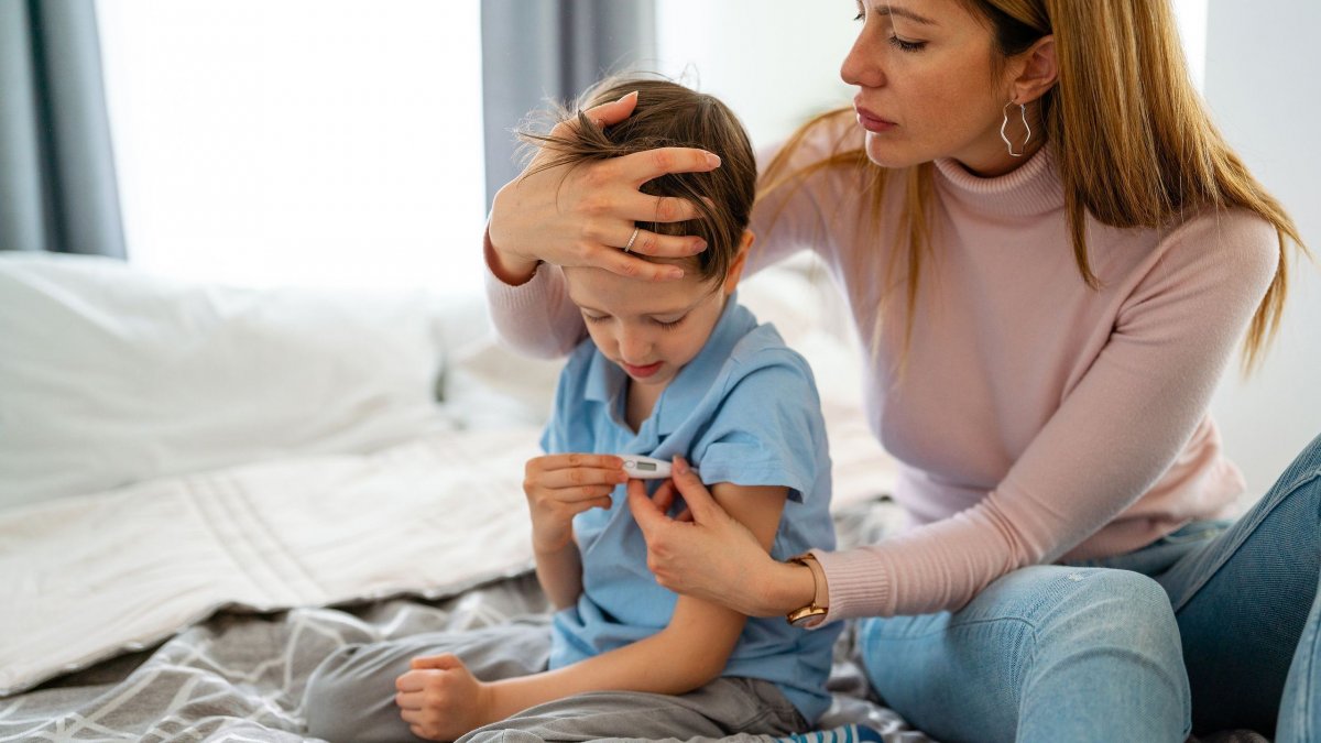 Έκτακτη ενημέρωση για ιώσεις και κορονοϊό από το Υπουργείο