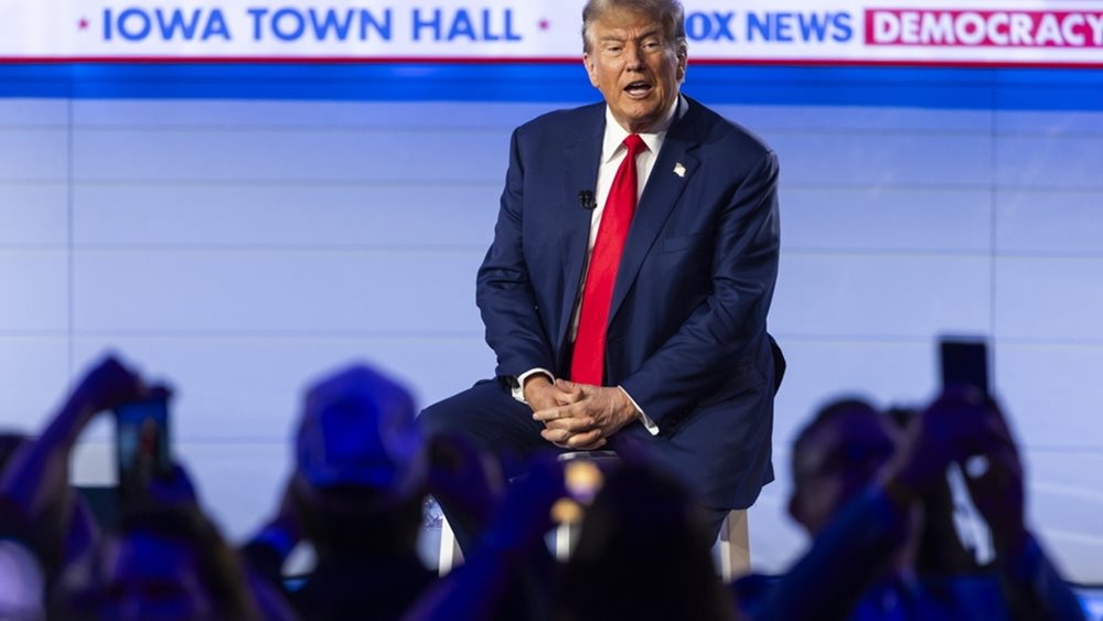 Υπέρ του Τιμ Σκοτ ο Ντόναλντ Τραμπ