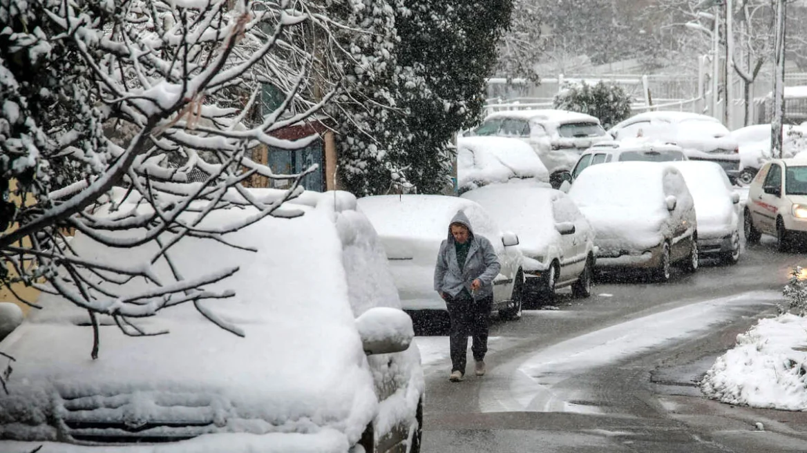 Έρχονται δύο νέα κύματα ψύχους με χιόνια