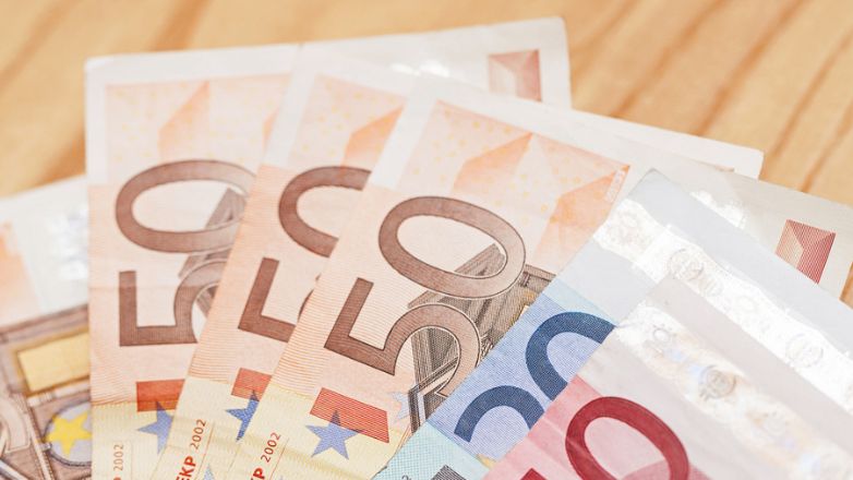 Γιατί πληρώνονται νωρίτερα οι συντάξεις Φεβρουαρίου