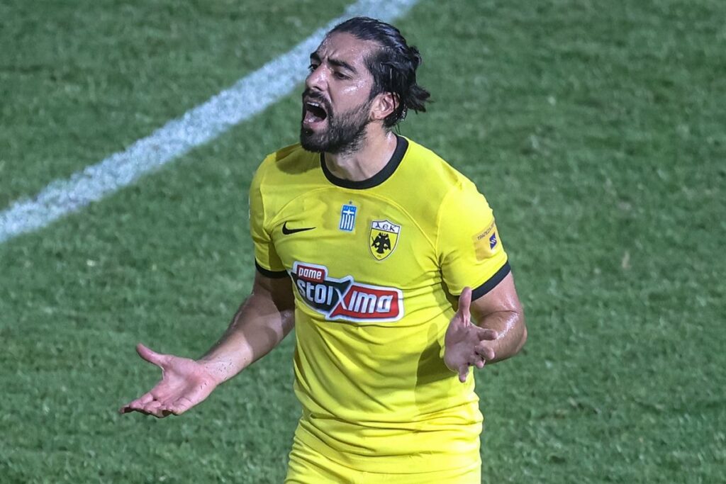 Σοκ για τον Ροδόλφο Πισάρο: Σκότωσαν τη θεία του παίκτη της ΑΕΚ και τραυμάτισαν τη μητέρα του, σύμφωνα με Μέσα του Μεξικού