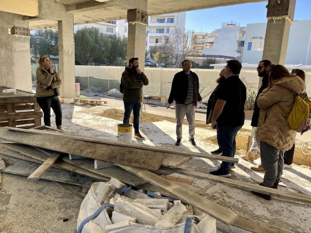 Συνάντηση για τις εργασίες στην πρωήν Ακαδημία