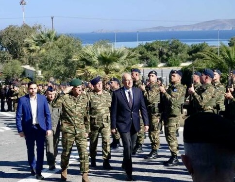 Επίσκεψη Δένδια στη ΣΕΑΠ