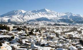 Συνεχίζονται καταιγίδες και χιονοπτώσεις