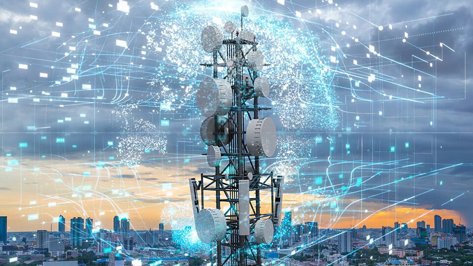 Κυβέρνηση: Αναμένονται μειώσεις τιμών στις τηλεπικοινωνίες