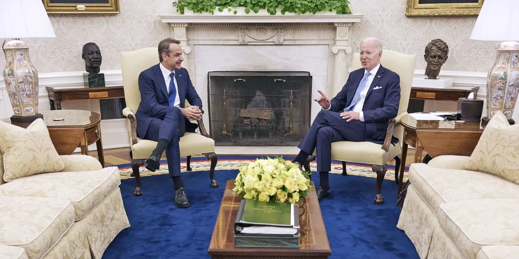 Σειρά επαφών Μητσοτάκη στο εξωτερικό – Γιατί πάει Κάιρο