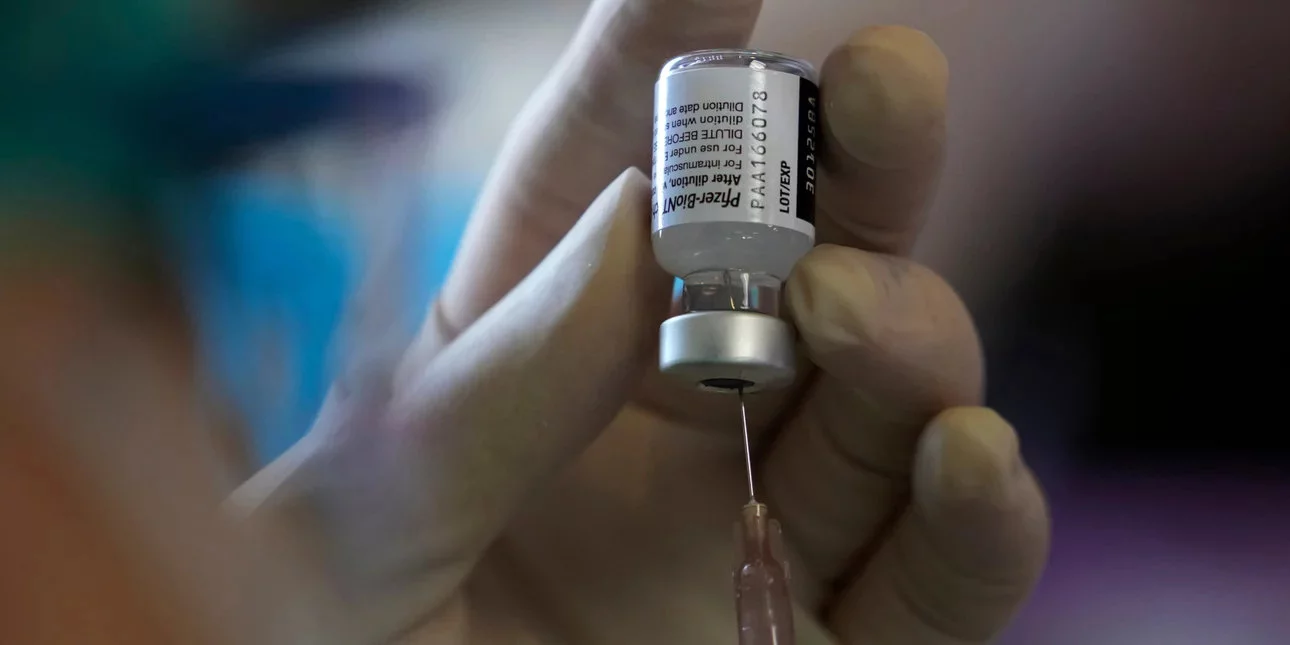 62χρονος έκανε 217 φορές εμβόλιο Covid