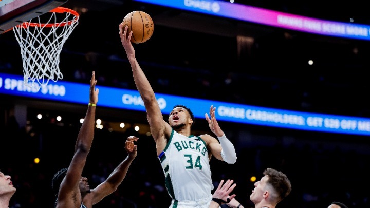 Επέστρεψαν στις νίκες οι Bucks με κορυφαίο τον Γιάννη!