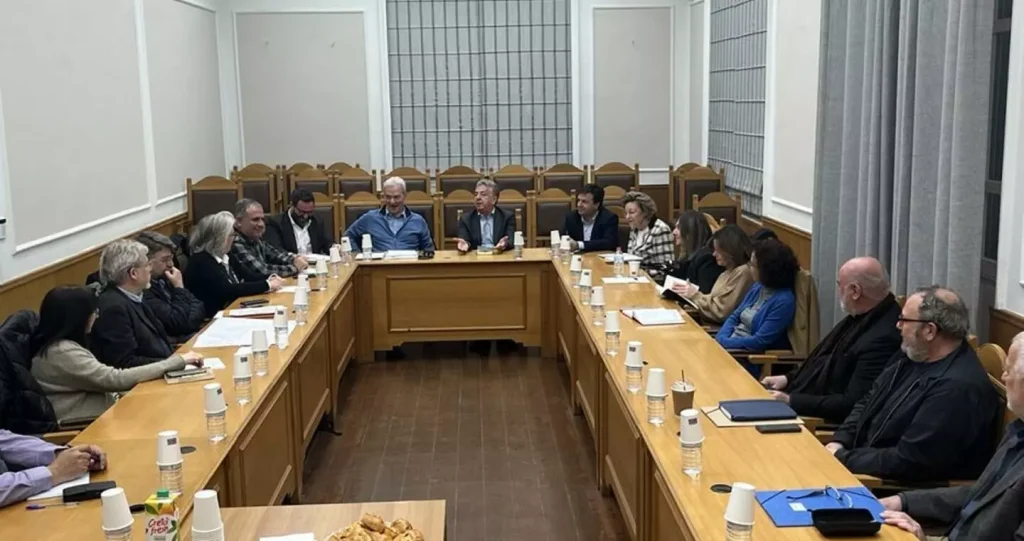 Σε συνέχεια η αναζήτηση λύσης για την Κνωσό