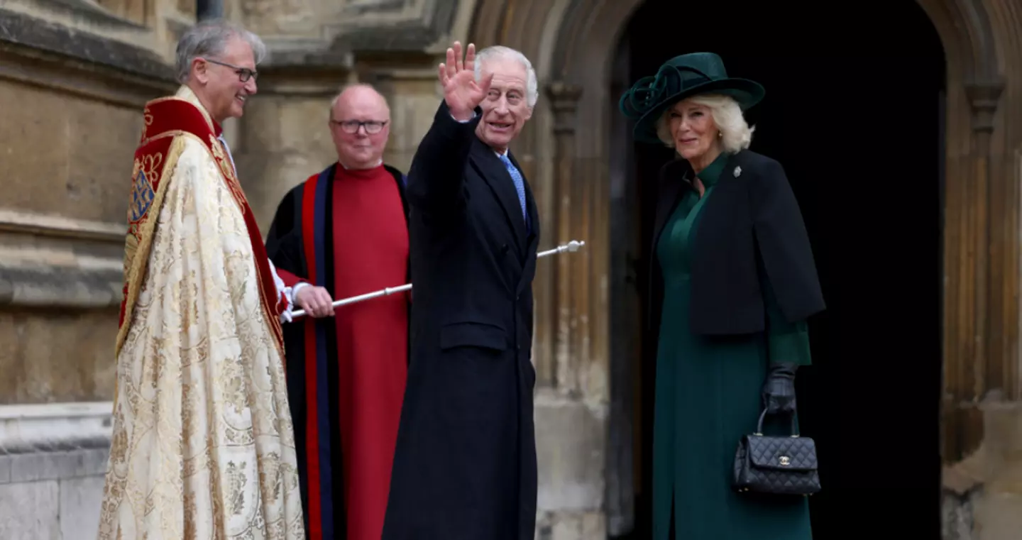Το Καθολικό Πάσχα η πρώτη εμφάνιση του Κάρολου μετά τη διάγνωση με καρκίνο