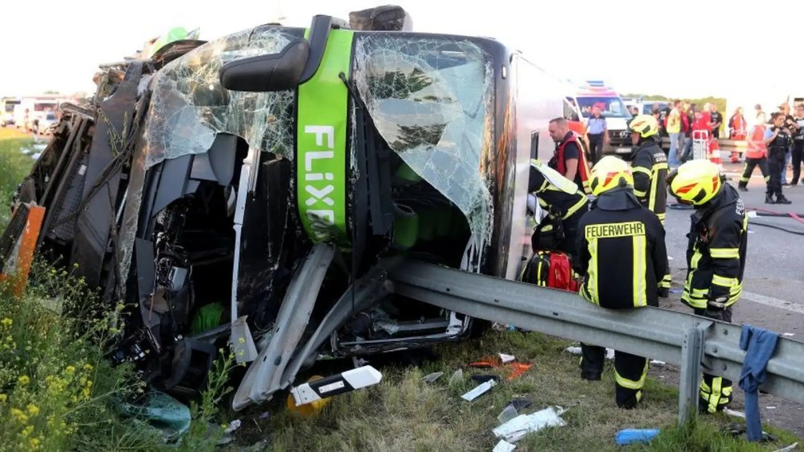 Πολλοί νεκροί και τραυματίες από τροχαίο στη Λειψία