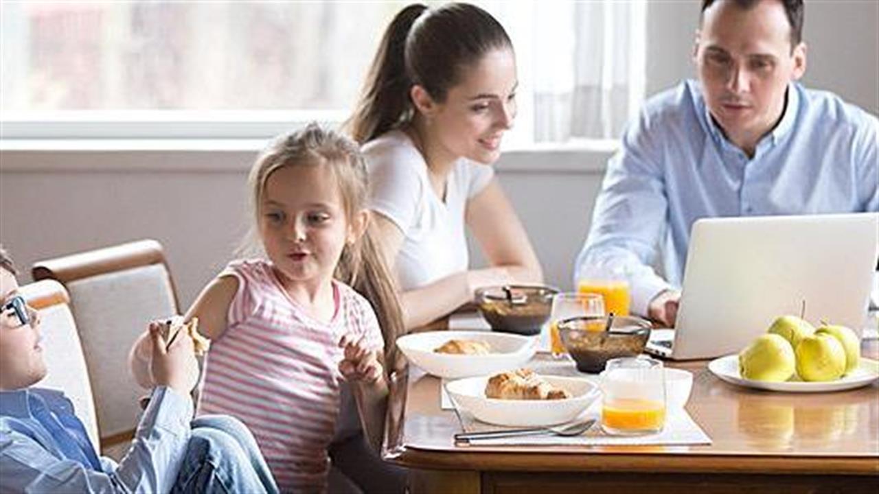 Ομιλίες για ευτυχισμένα παιδιά στην ψηφιακή εποχή