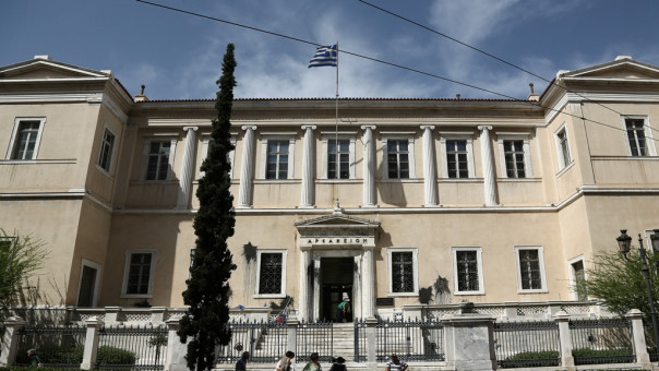 Στο Συμβούλιο της Επικρατείας Διδακτικό κι Ερευνητικό προσωπικό για τα μη κρατικά πανεπιστήμια