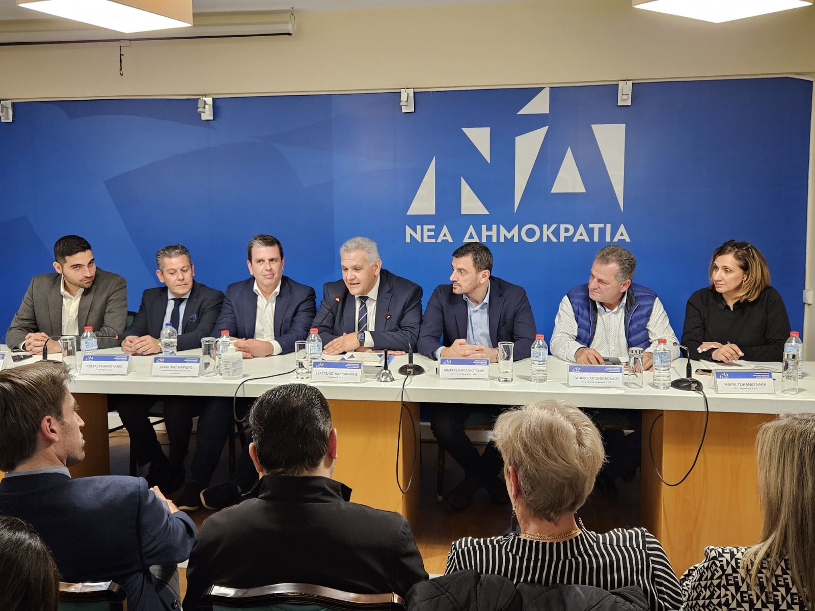 Σύσκεψη υπό τον Καιρίδη στη Διοικούσα Επιτροπή Νέας Δημοκρατίας