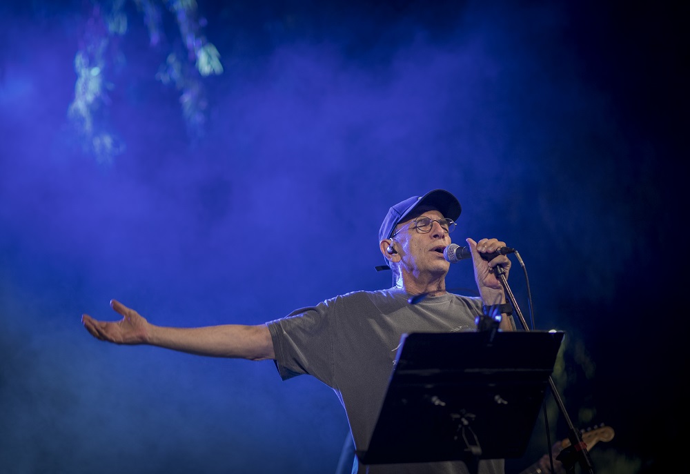 Στο κανάλι πολιτισμού του Δήμου η συναυλία του Διονύση Τσακνή