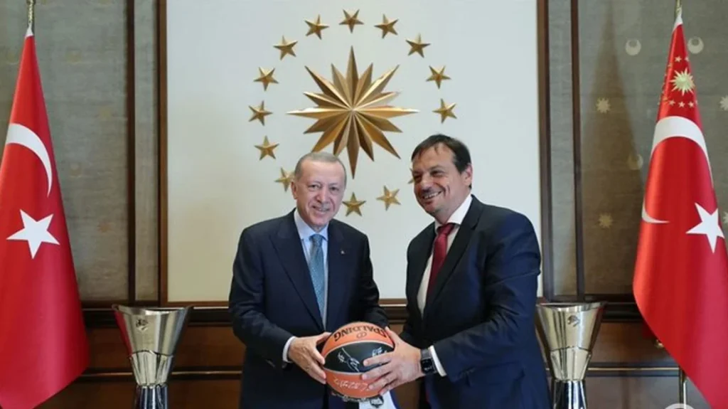 Στηρίζει Αταμάν ο Ερντογάν