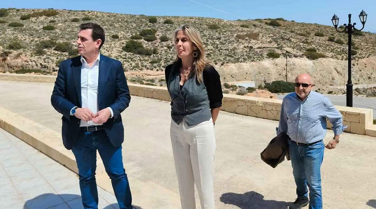 Συνεχίζει την περιοδεία του στην Κρήτη ο Καιρίδης