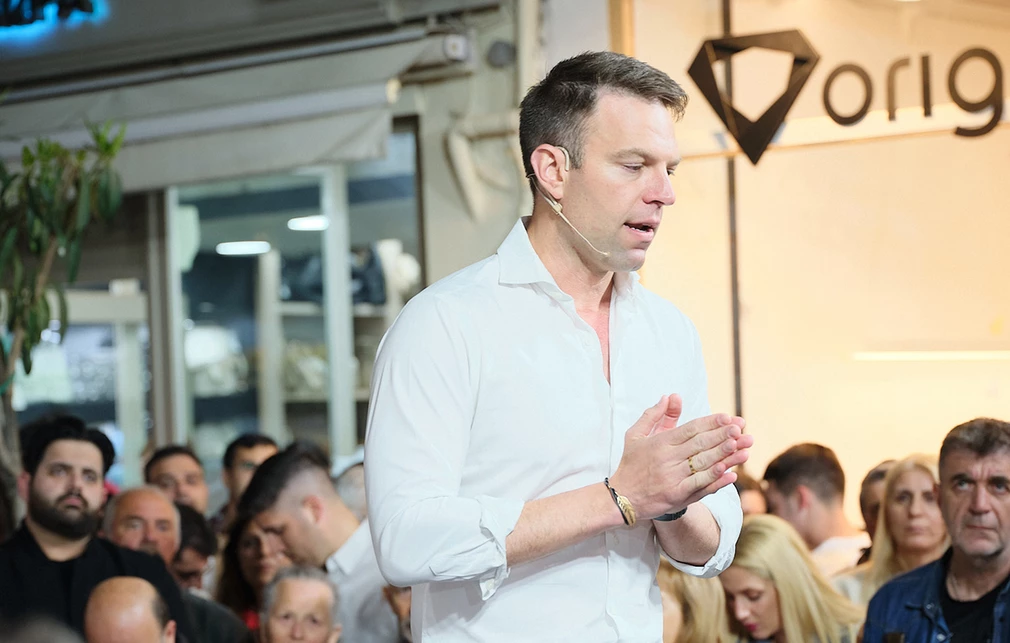 Με φουσκωτό στη Γαύδο πήγε ο Κασσελάκης