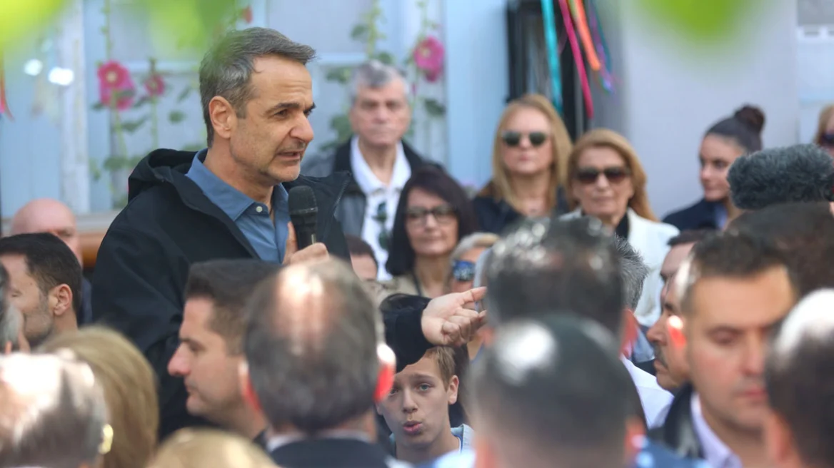 “Φύλλα πορείας” σε Υπουργούς δίνει ο Μητσοτάκης