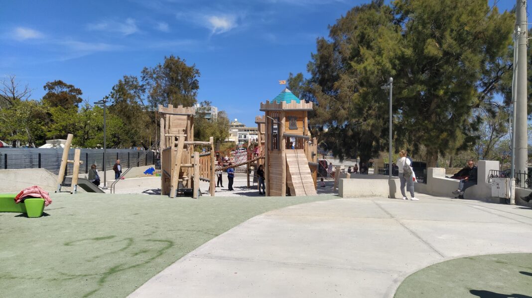 Τραυματισμός 6χρονης: Μάνα προσφεύγει στη Δικαιοσύνη για παιδική χαρά του Δήμου