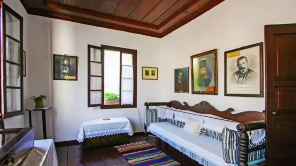 Σημείο αναφοράς στη Σκιάθο το μουσείο Παπαδιαμάντη