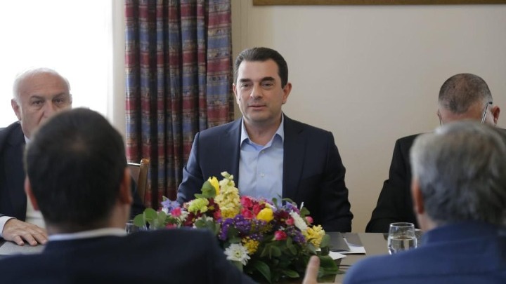 Σκρέκας: Ισχυρές επιδόσεις για βιοτεχνία και βιομηχανία
