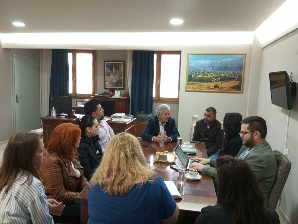 Τι συζητήθηκε στη σύσκεψη Σπυριδάκη και Αθανασάκη στο Οροπέδιο