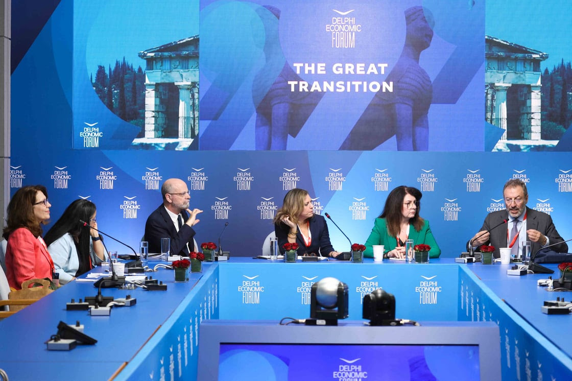 Σε κρίση η υποχρεωτική εκπαίδευση: «Καμπανάκι» ΟΟΣΑ για τις μαθησιακές επιδόσεις των Ελληνόπουλων