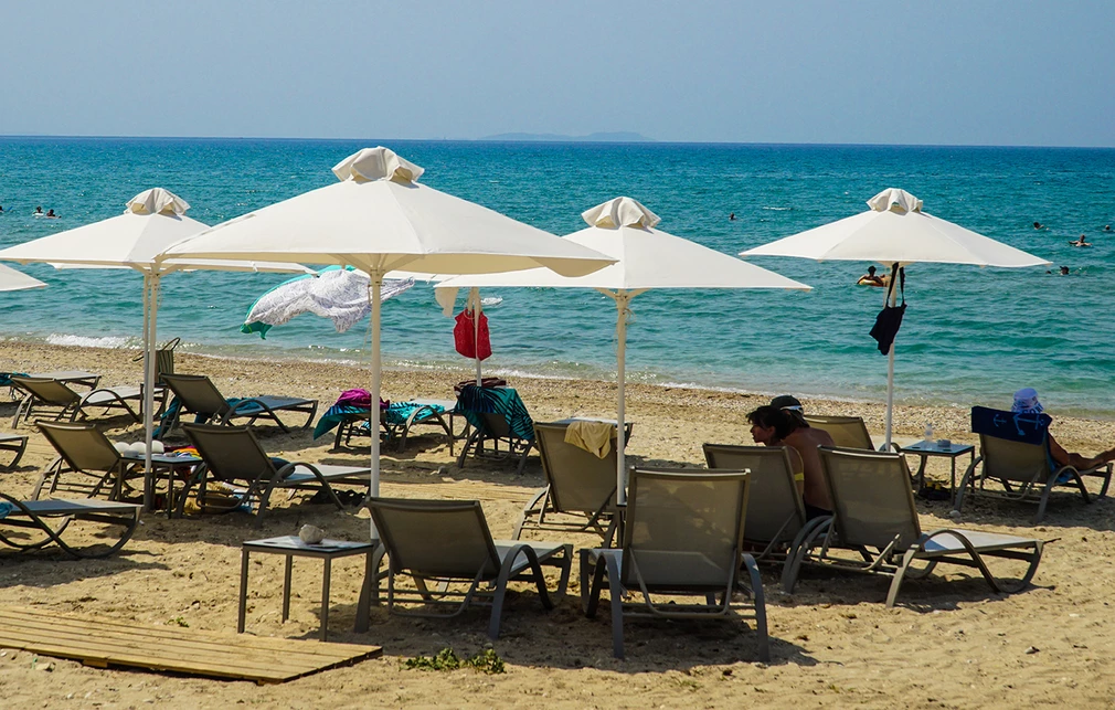 Για πρώτη φορά ελάχιστο τίμημα στις παραχωρήσεις αιγιαλών