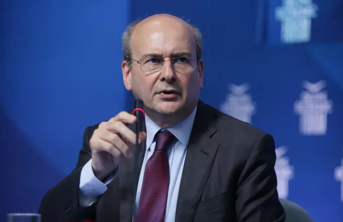 Χατζηδάκης: Έρχεται νομοθετική ρύθμιση για τις χρεώσεις των POS