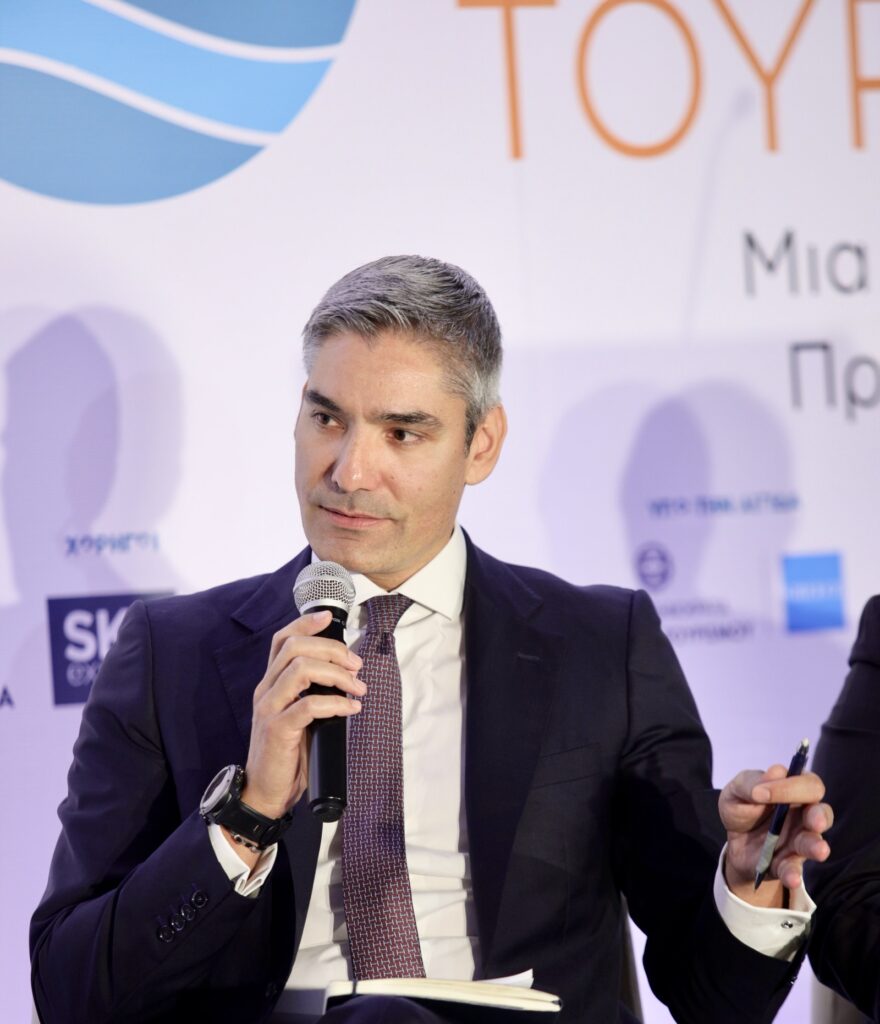 Chief Corporate Officer ΠΑΓΚΡΗΤΙΑΣ ΤΡΑΠΕΖΑΣ Σεραφείμ Χρυσικός: Θέλουμε να πηγαίνει καλά ο Τουρισμός