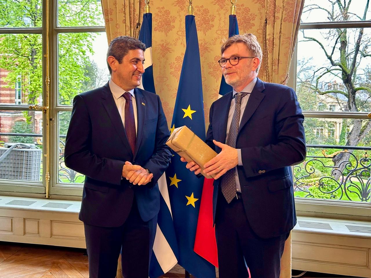 Αυγενάκης και Fenseau συμφώνησαν στην εμβάθυνση συνεργασίας Ελλάδας – Γαλλίας