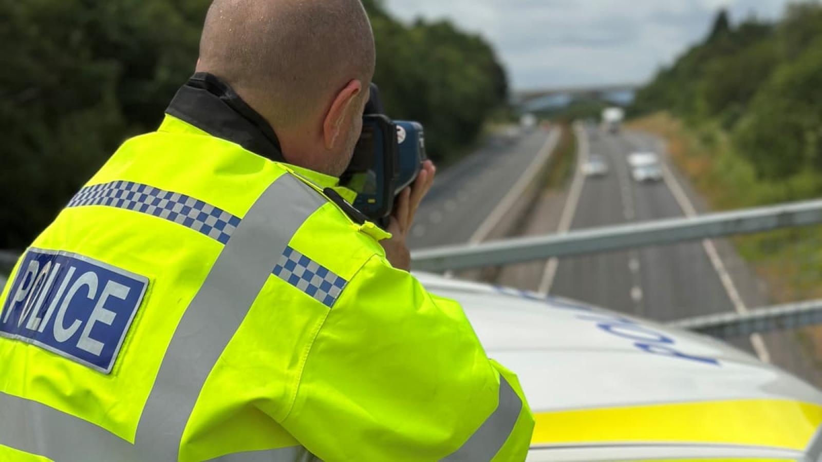 Αυξημένα μέτρα της Τροχαίας για την γιορτή της Πρωτομαγιάς – Απαγόρευση κυκλοφορίας των φορτηγών