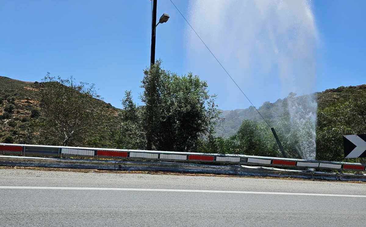 Σπάσιμο αγωγού στο ΒΟΑΚ