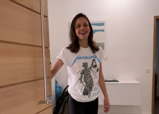 “Κράζουν” την Αχτσιόγλου για το Tik Tok