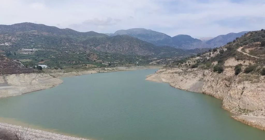 Φαιστός: Συνεχείς εξελίξεις για το νερό! Αφέθηκε ελεύθερος ο πρόεδρος του ΤΟΕΒ