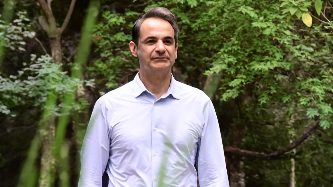 Γκάζι 4 εβδομάδων για τον Κυριάκο Μητσοτάκη