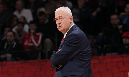 Πιάνει δουλειά στην ΑΕΚ ο Σάκοτα