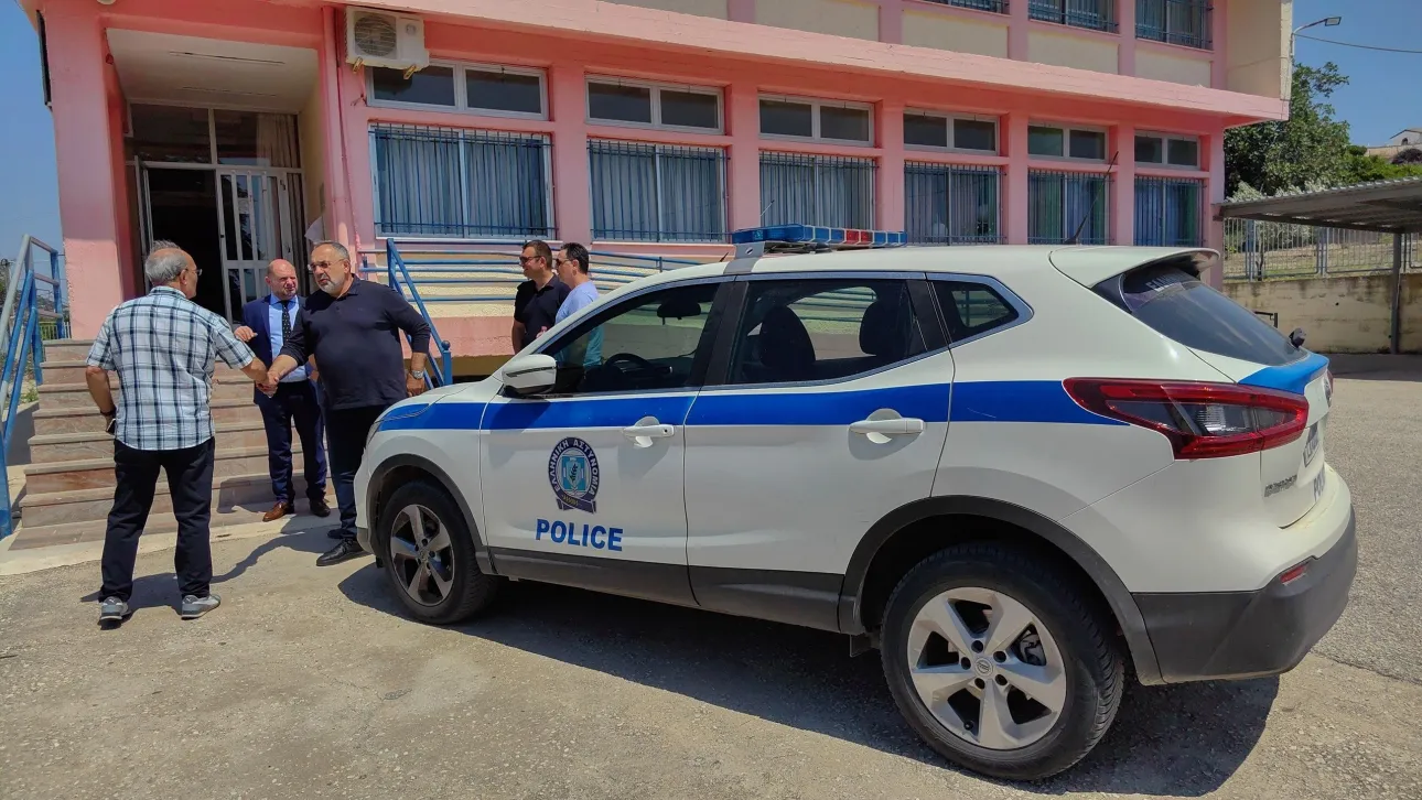 Αργολίδα: Εκλογικός αντιπρόσωπος δεν άφηνε τον κόσμο να ψηφίσει!