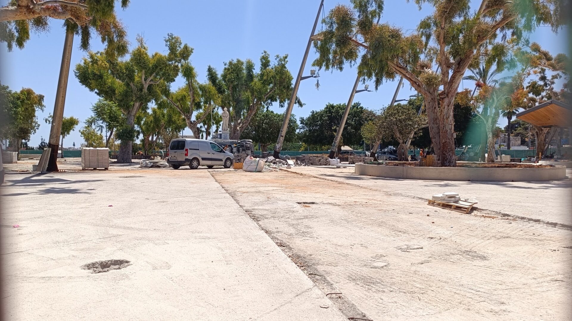 Θέλουν συντριβάνι στην πλατεία Ελευθερίας