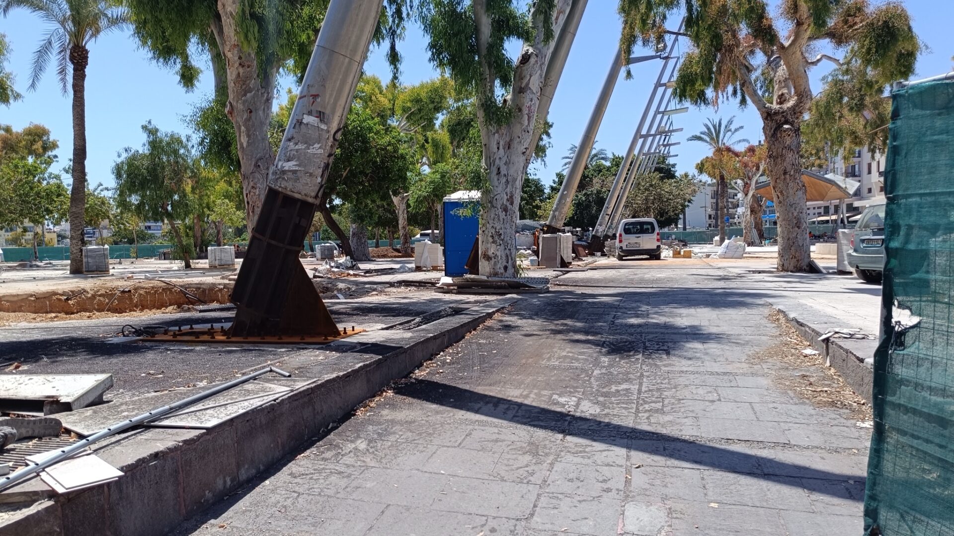 Πλατεία Ελευθερίας: Μια ανάπλαση που δεν θα παραδοθεί σήμερα (φωτορεπορτάζ)