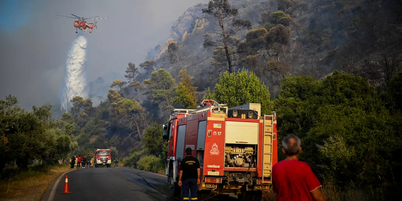 Σχεδόν ταυτόχρονα 4 εστίες φωτιάς