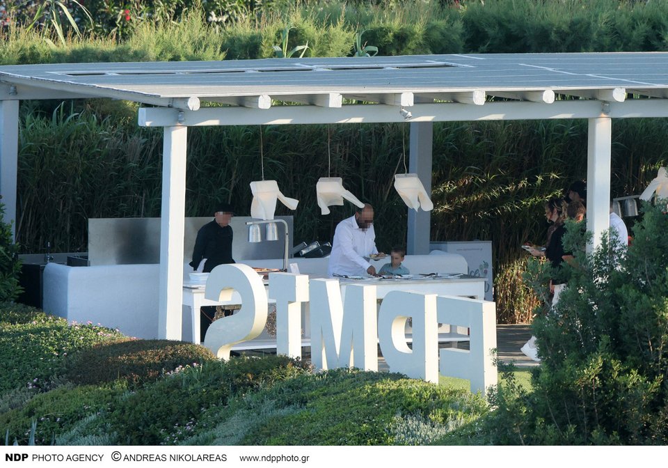 Βάπτισε το γιο της η Ελένη Φουρέιρα